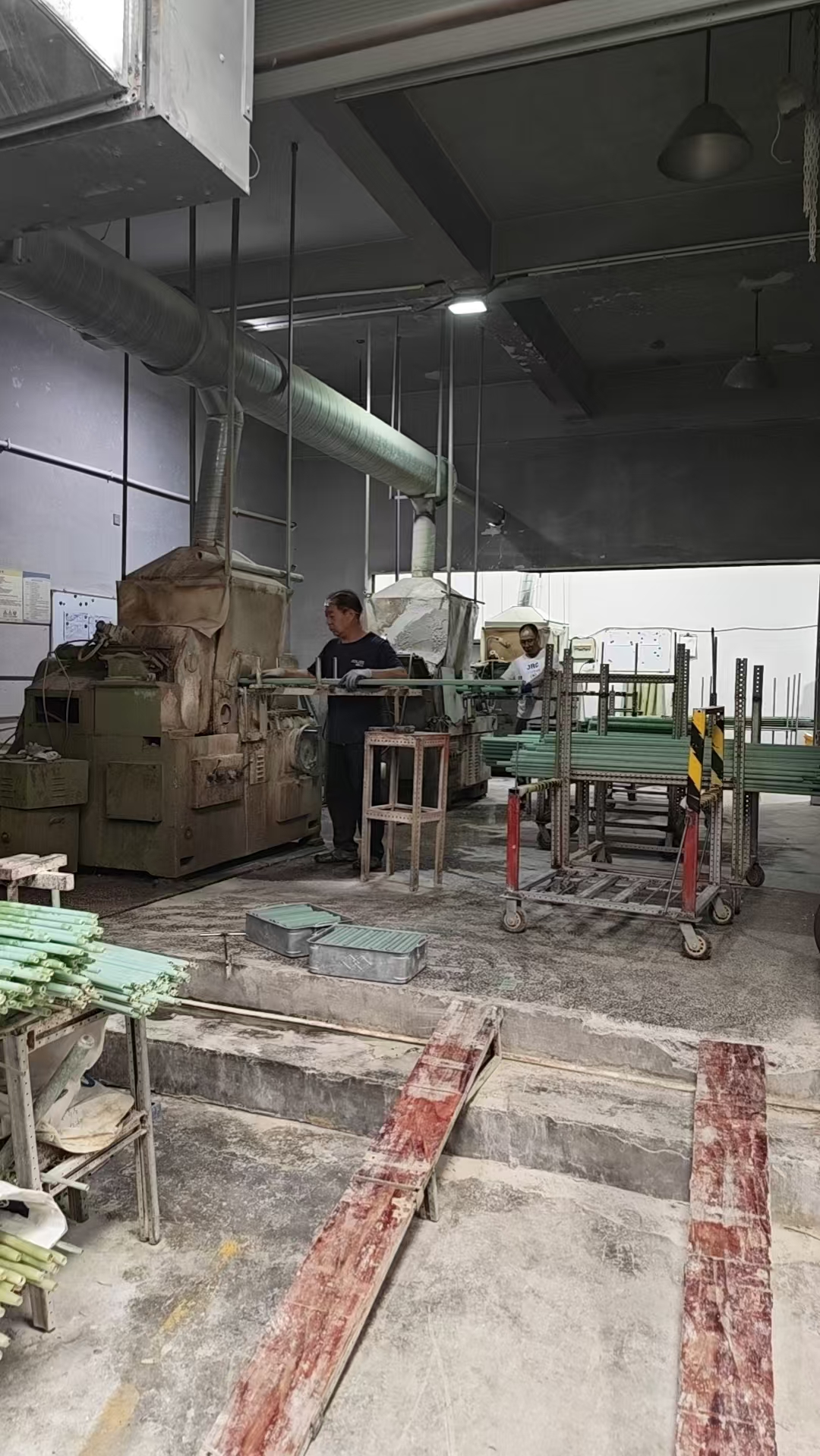 CNC 精加工设备